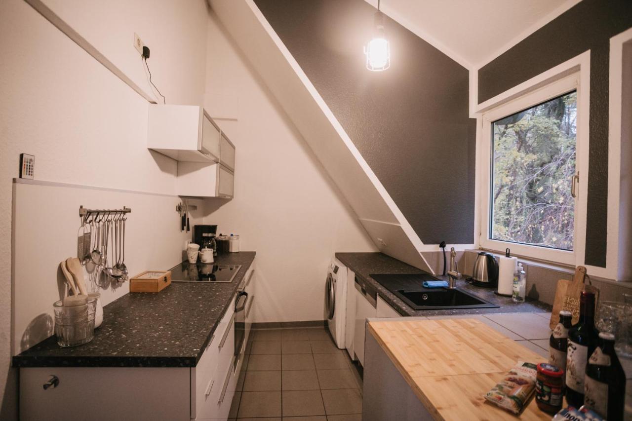 Eigenes Maisonettehaus In Idyllischer Lage Mit Balkon, Nahe Messe, 24H Self-Check In, Gratis Parken شفاباخ المظهر الخارجي الصورة