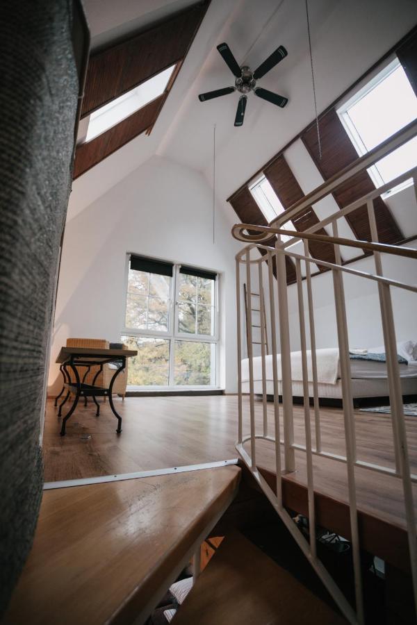 Eigenes Maisonettehaus In Idyllischer Lage Mit Balkon, Nahe Messe, 24H Self-Check In, Gratis Parken شفاباخ المظهر الخارجي الصورة