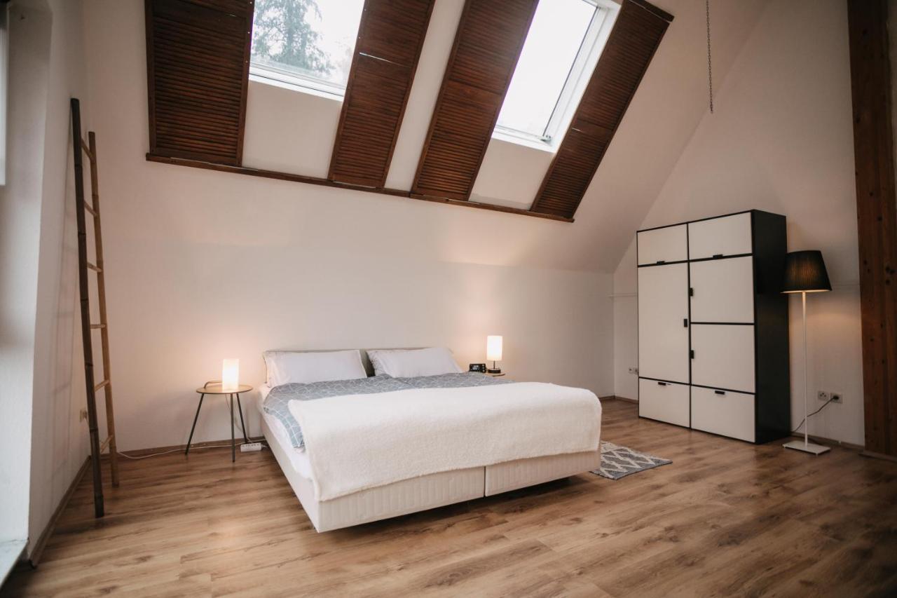 Eigenes Maisonettehaus In Idyllischer Lage Mit Balkon, Nahe Messe, 24H Self-Check In, Gratis Parken شفاباخ المظهر الخارجي الصورة