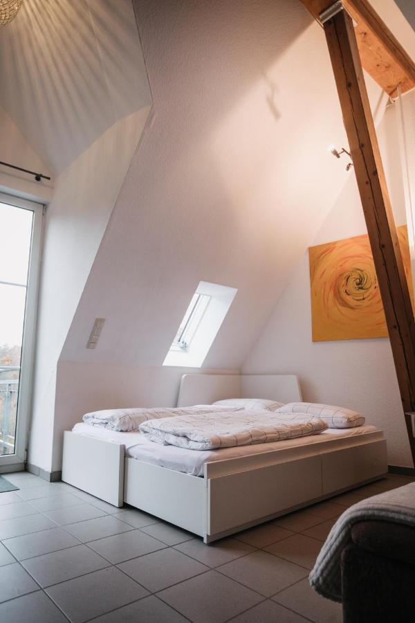 Eigenes Maisonettehaus In Idyllischer Lage Mit Balkon, Nahe Messe, 24H Self-Check In, Gratis Parken شفاباخ المظهر الخارجي الصورة
