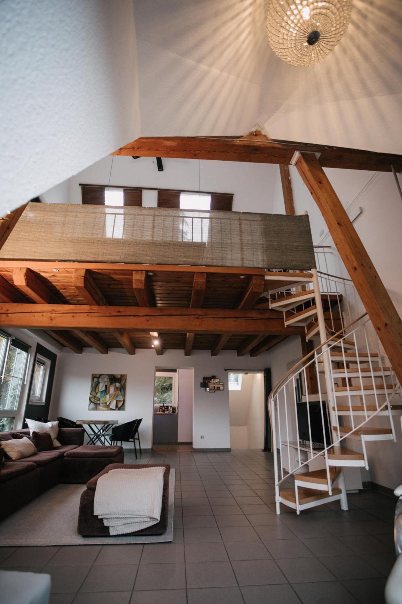 Eigenes Maisonettehaus In Idyllischer Lage Mit Balkon, Nahe Messe, 24H Self-Check In, Gratis Parken شفاباخ المظهر الخارجي الصورة