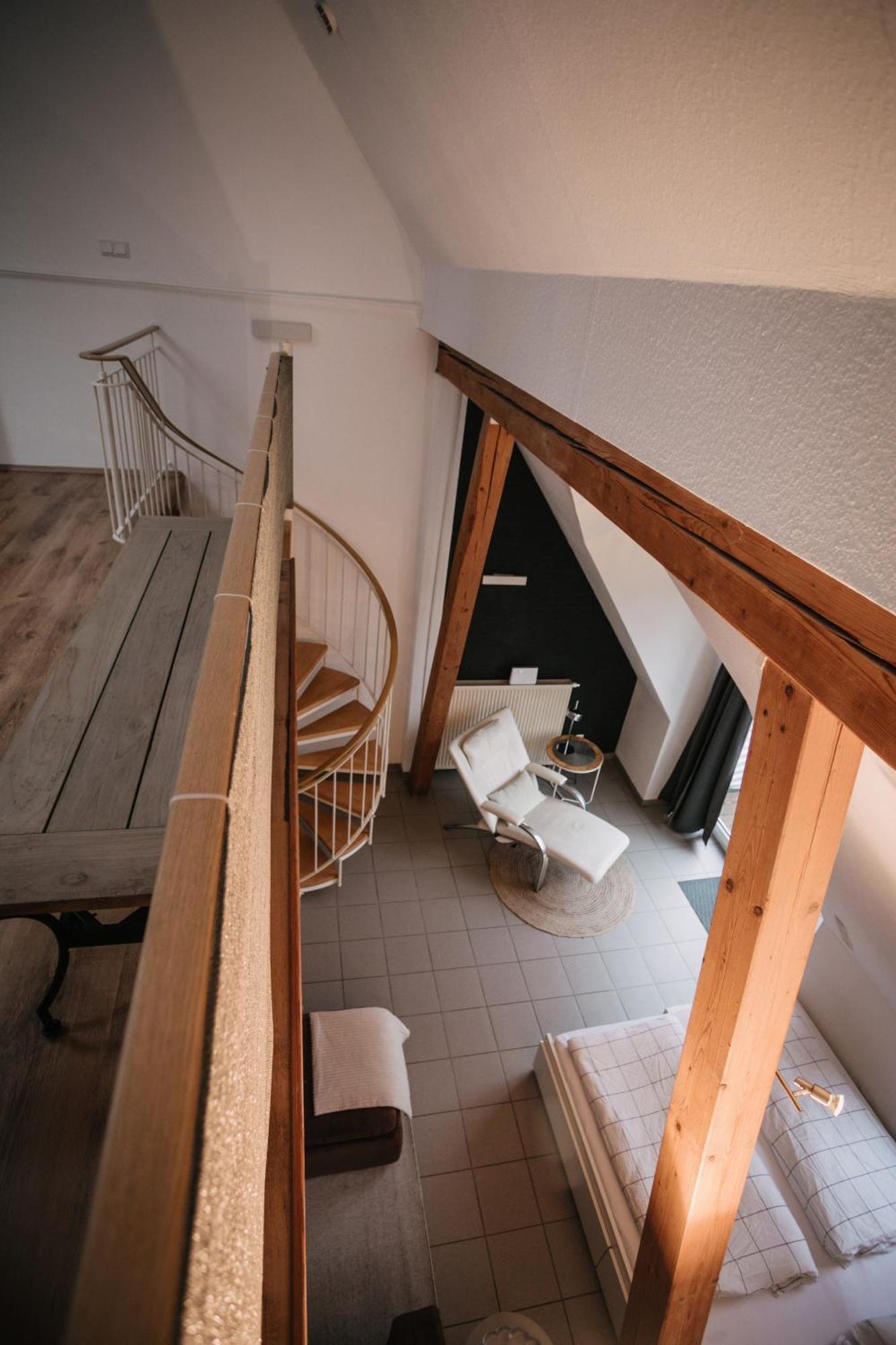 Eigenes Maisonettehaus In Idyllischer Lage Mit Balkon, Nahe Messe, 24H Self-Check In, Gratis Parken شفاباخ المظهر الخارجي الصورة